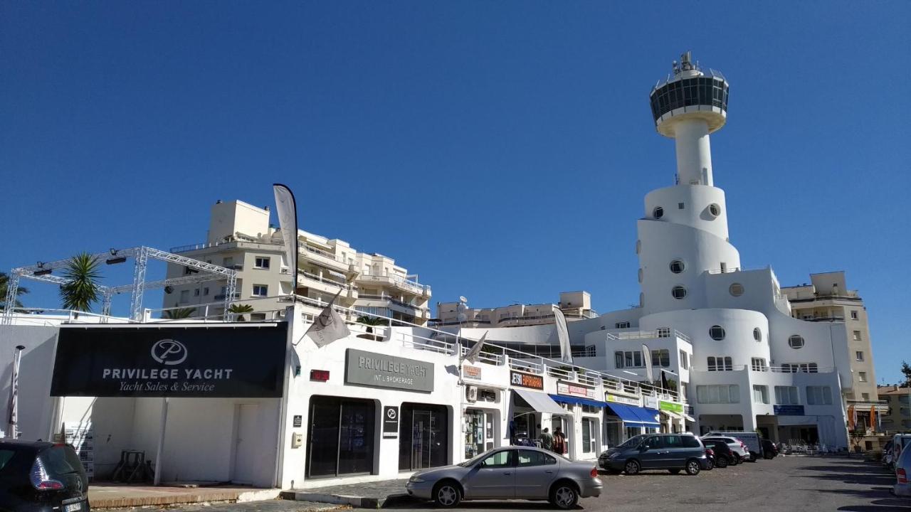 شقة Apartamento Renovado, Luminoso, A 300M De La Playa إمبوريابرافا المظهر الخارجي الصورة