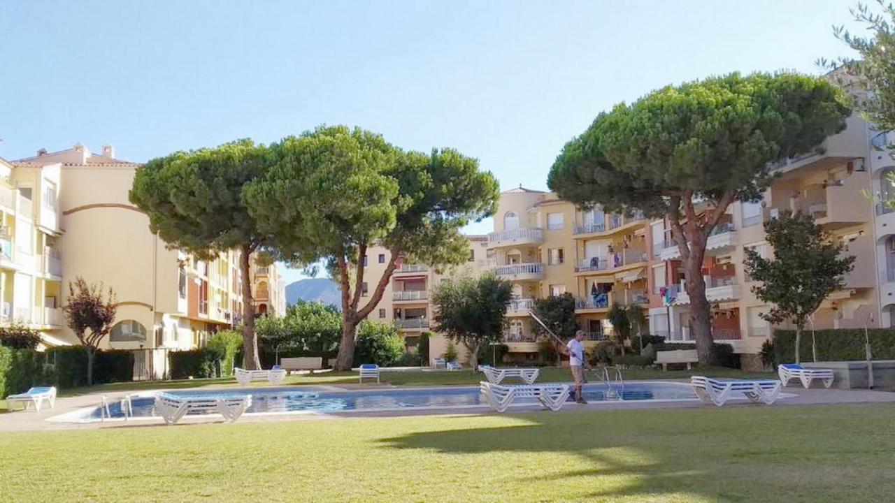 شقة Apartamento Renovado, Luminoso, A 300M De La Playa إمبوريابرافا المظهر الخارجي الصورة
