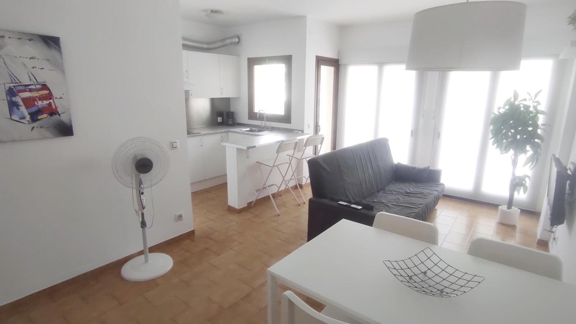شقة Apartamento Renovado, Luminoso, A 300M De La Playa إمبوريابرافا المظهر الخارجي الصورة